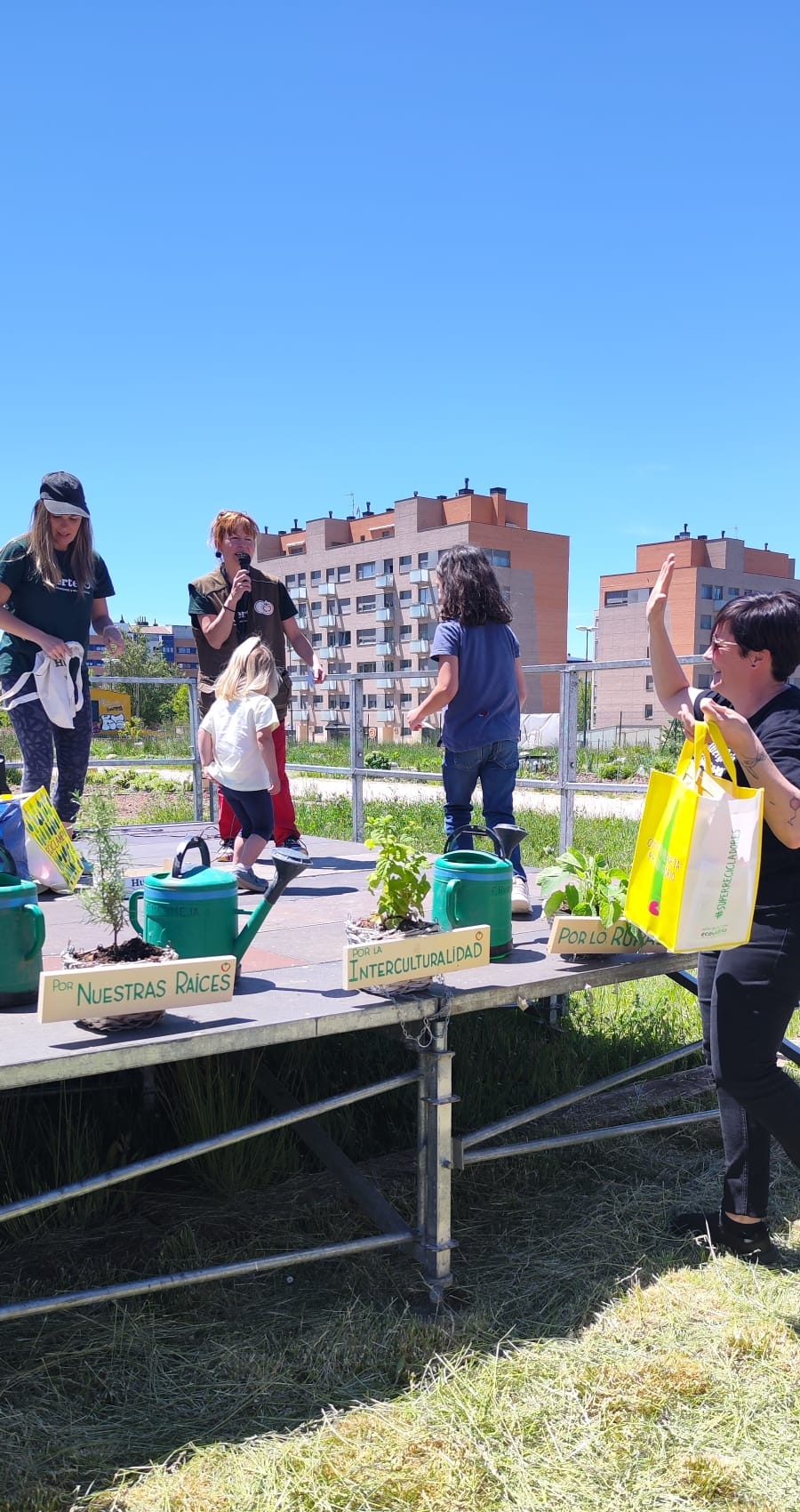 Presentación jardín sensorial Huerteco Burgos